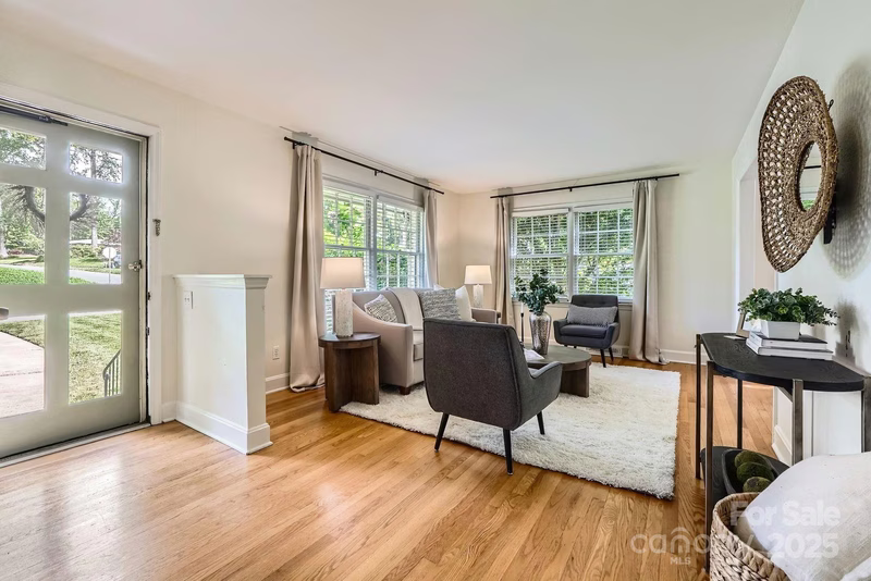 Property image 4 at 2144 Shadyview Drive, Charlotte, NC 28210