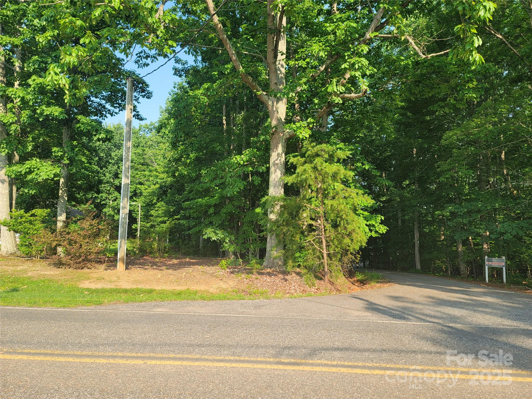 Property image 3 of L177 Laurel Cove Road in Harbor Watch, Statesville, NC 28677