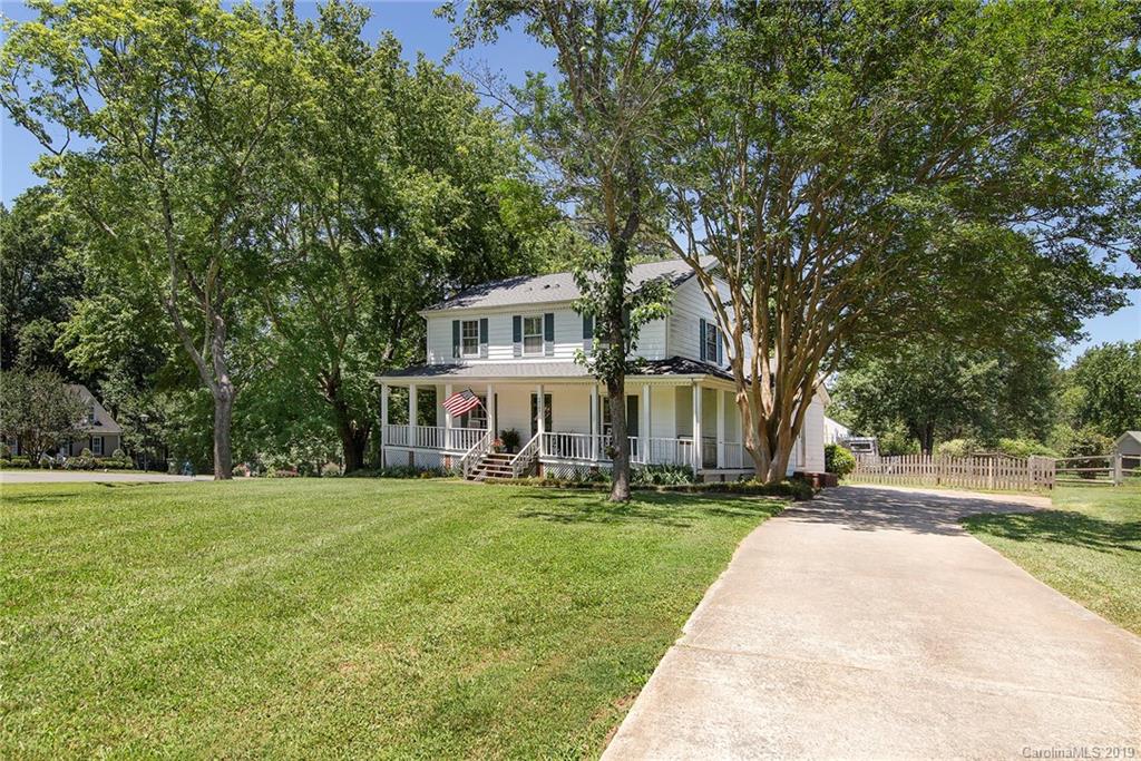 Property image 3 of 14301 Pommel Lane in Windrow Ii, Matthews, NC 28105
