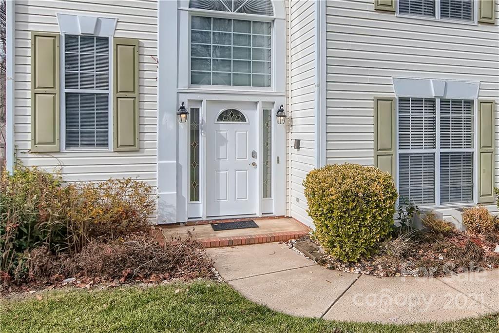 Property image 3 of 7820 Pence Pond Lane in Pence Pond, Charlotte, NC 28227