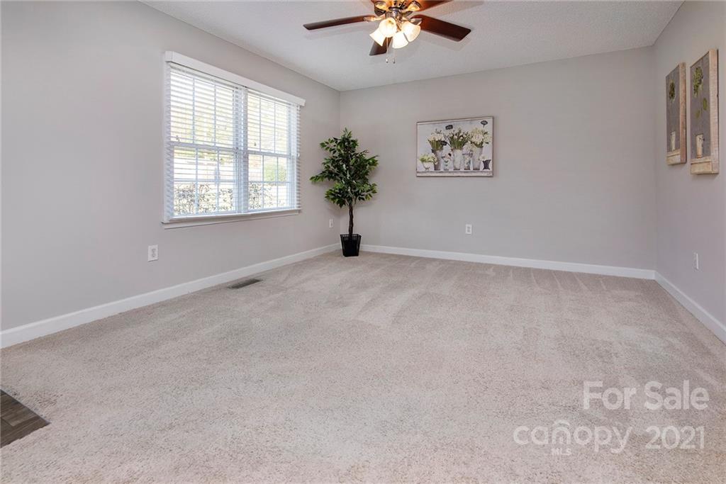 Property image 4 of 1343 Hidden Valley Drive in Hidden Valley, Concord, NC 28027
