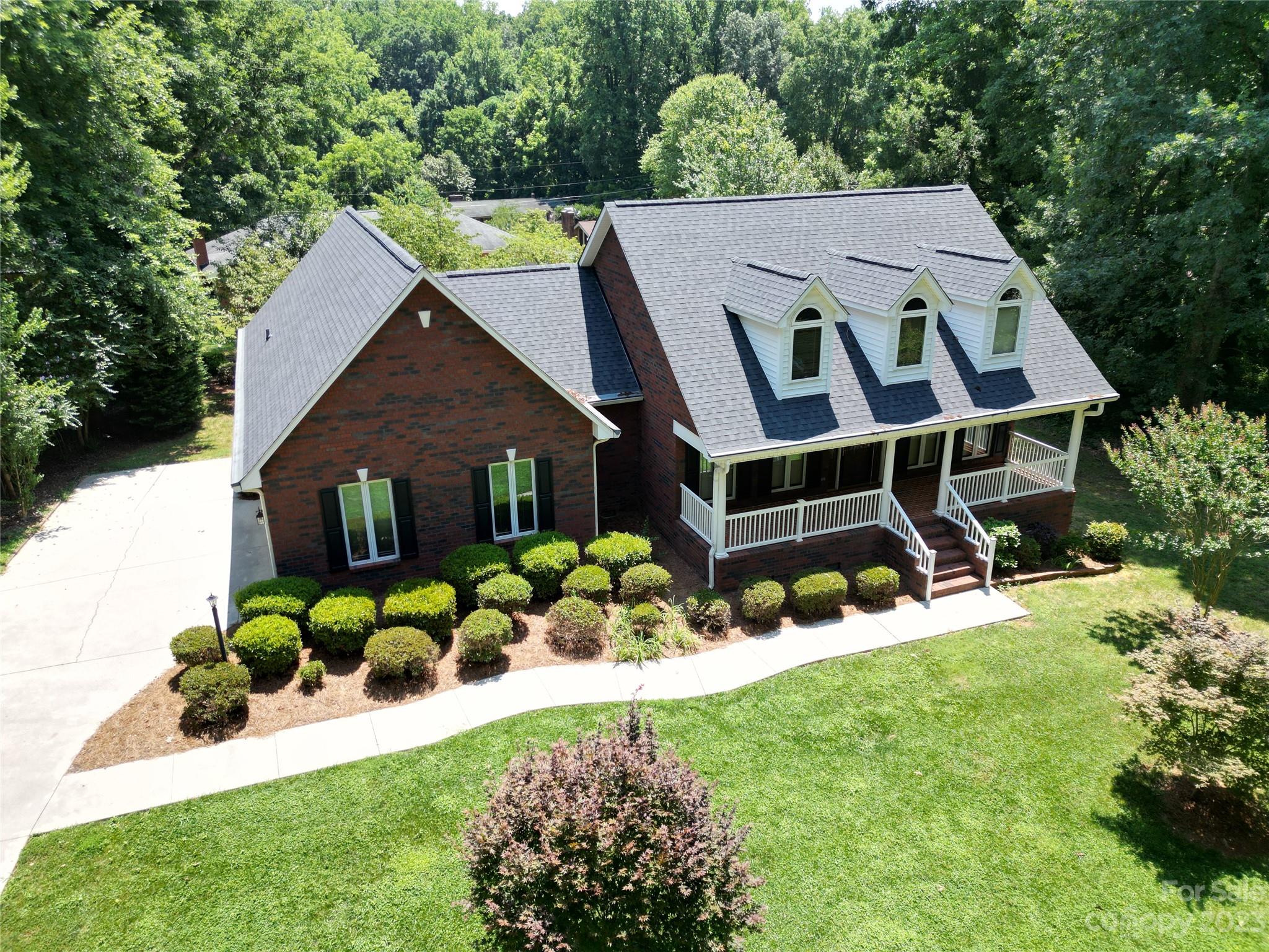 Property image 2 of 616 Red Fox Trail in Park Grove, Statesville, NC 28677