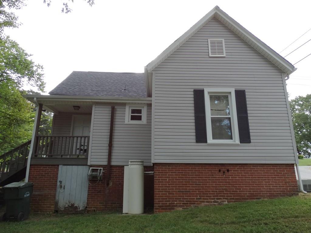 Property image 4 of 96 15th Street in Shuford Mill Village, Hickory, NC 28602