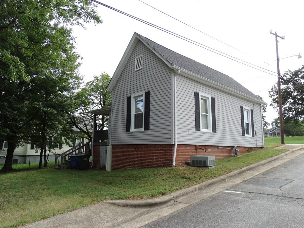 Property image 5 of 96 15th Street in Shuford Mill Village, Hickory, NC 28602