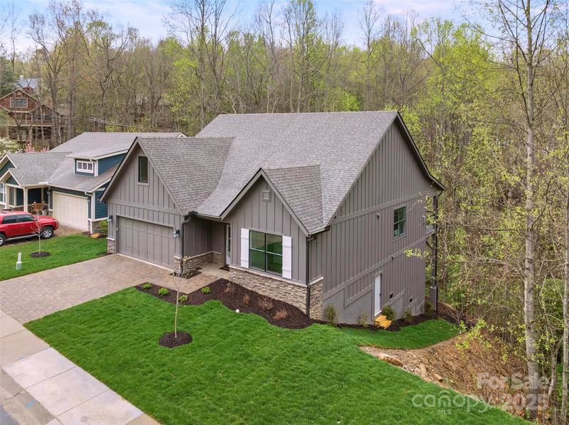 31 Hogans View Circle