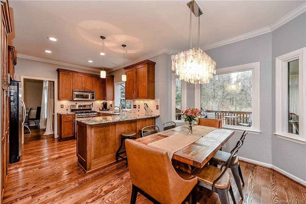 Property image 5 of 504 River Oaks Lane in Wimbledon, Charlotte, NC 28226