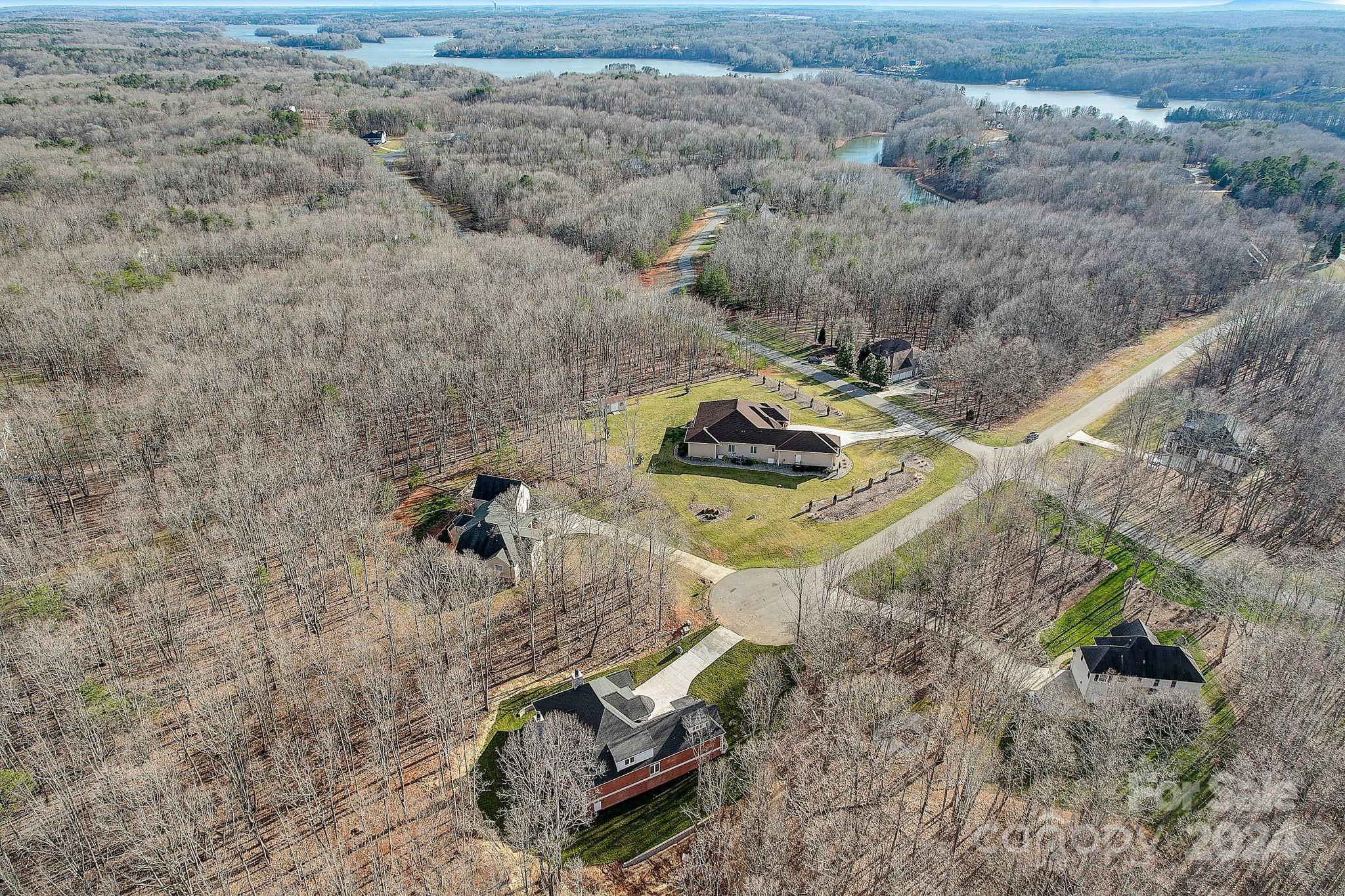 Property image 5 of 100 Harbor Ridge Drive in Harbor Watch, Statesville, NC 28677