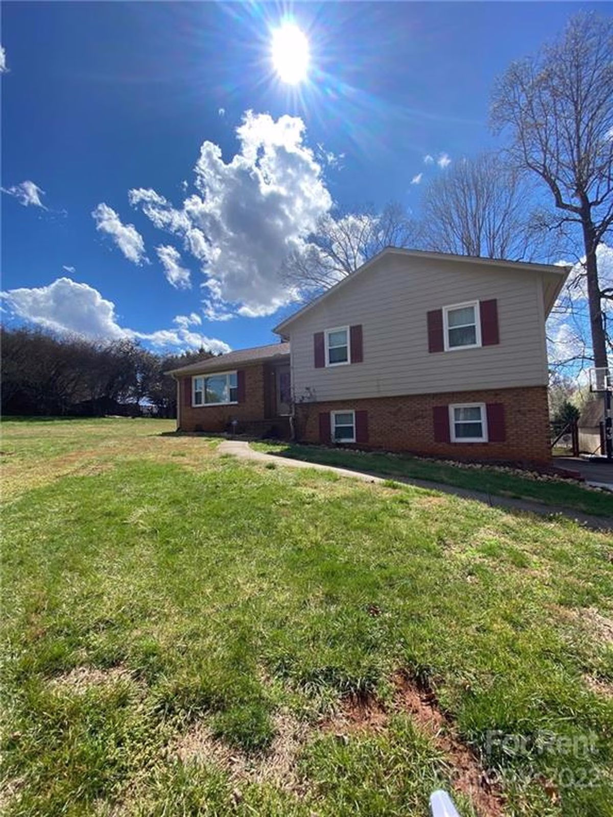 Property image 1 at 1653 Magnum Road, Hickory, NC 28602