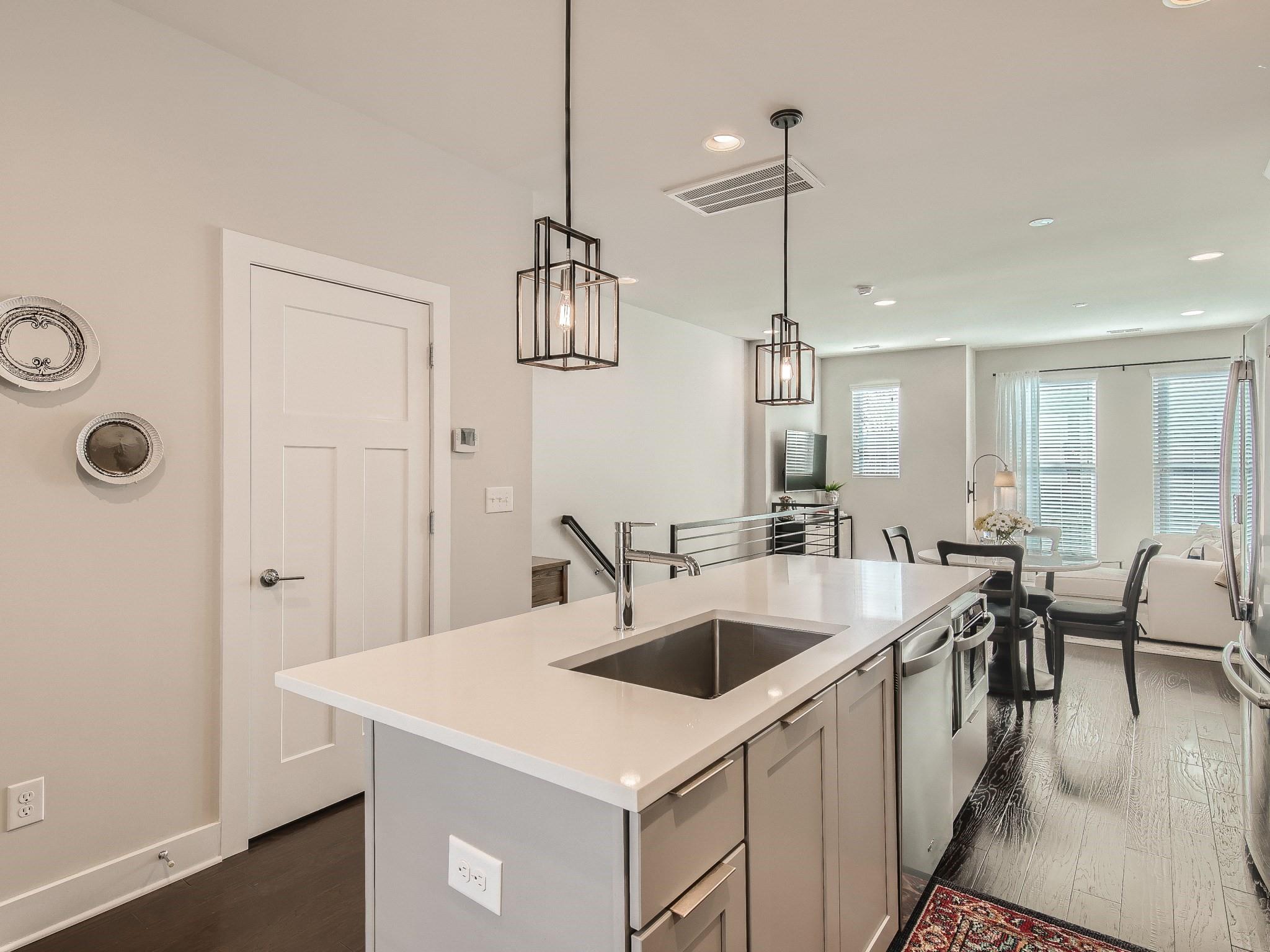 Property image 5 of 1609 Cannon View Lane in Uptown West Terraces, Charlotte, NC 28208