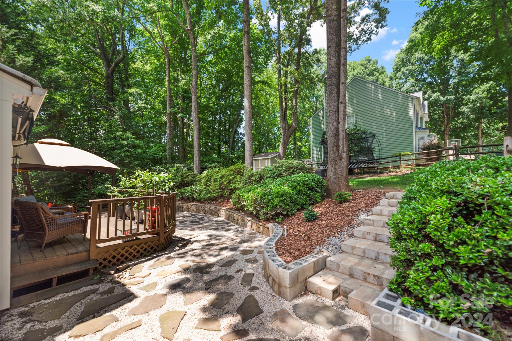 Property image 3 of 8807 Glenside Street in Wynfield Forest, Huntersville, NC 28078