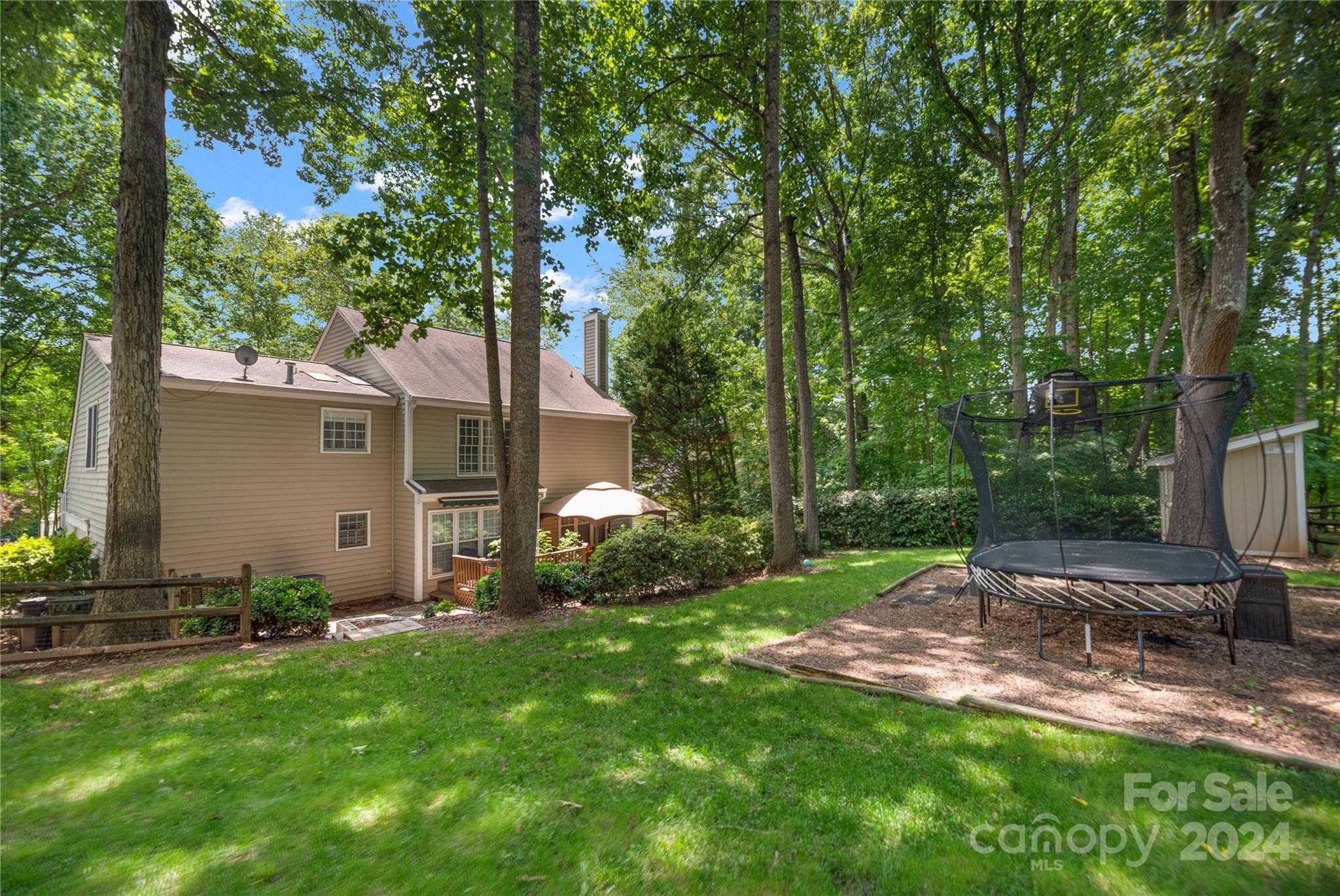Property image 4 of 8807 Glenside Street in Wynfield Forest, Huntersville, NC 28078