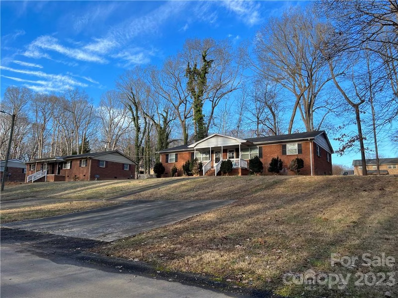 Property image 5 at 2332 Woodbridge Drive, Gastonia, NC 28056