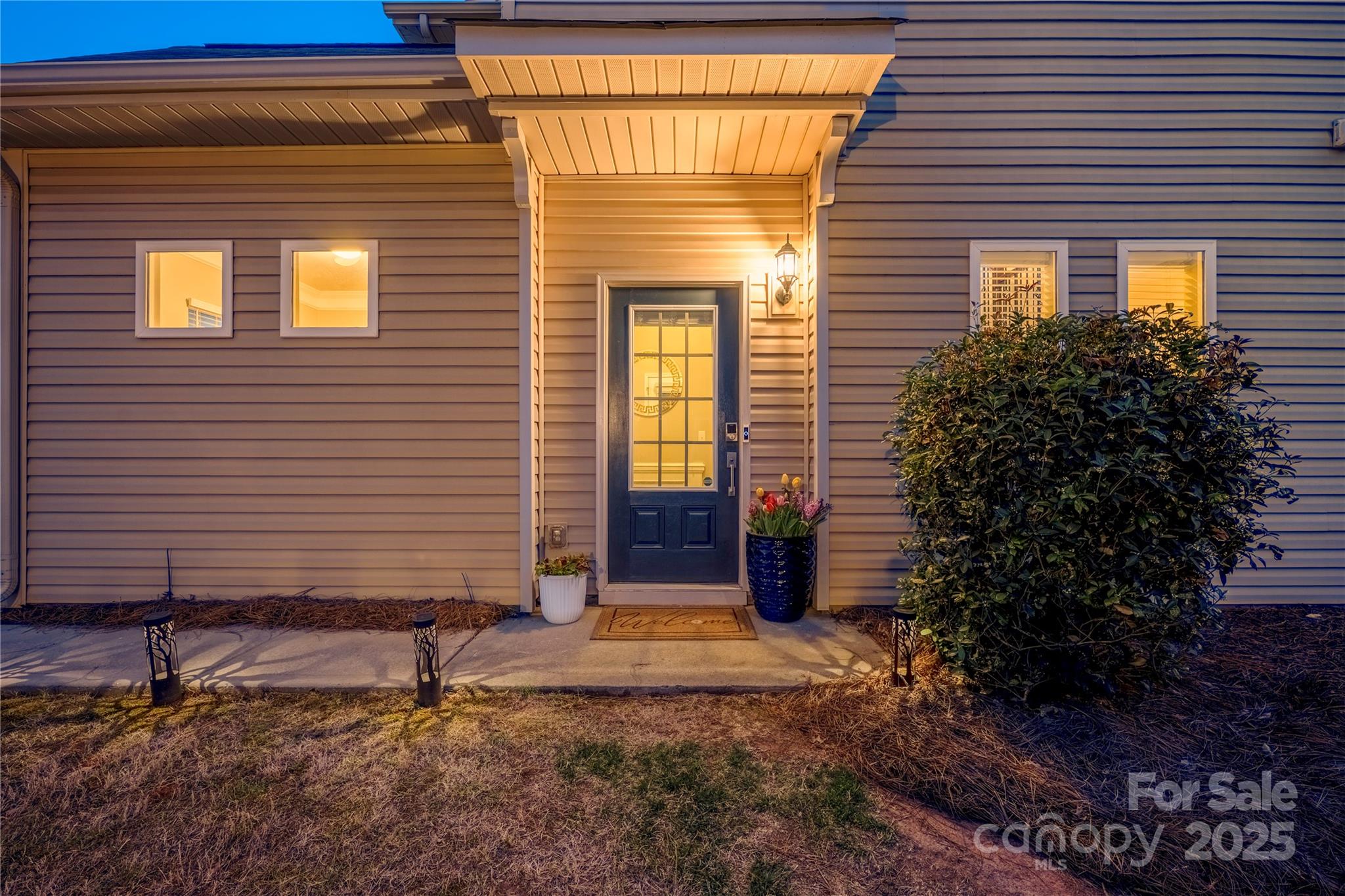 Property image 3 of 6619 Portland Rose Lane in Park South Station, Charlotte, NC 28210