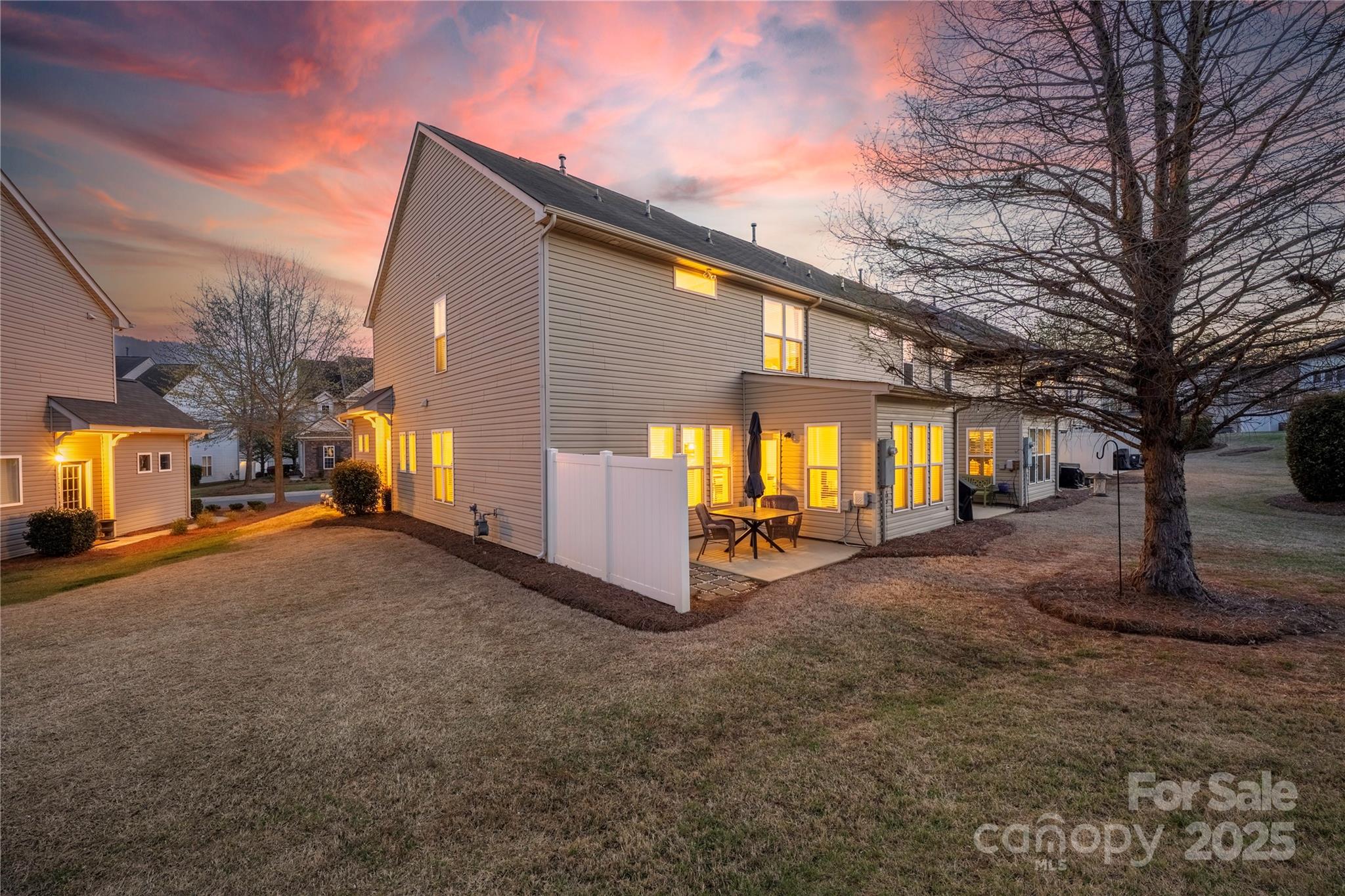 Property image 4 of 6619 Portland Rose Lane in Park South Station, Charlotte, NC 28210