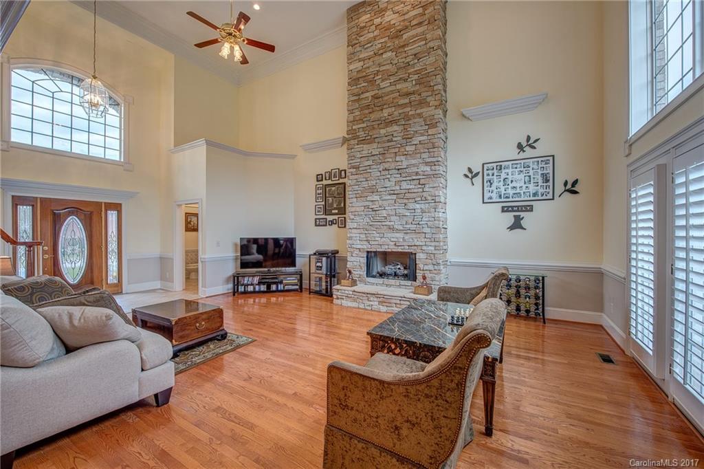 Property image 3 of 2846 Berwick Lane in Glenmoor, Gastonia, NC 28054