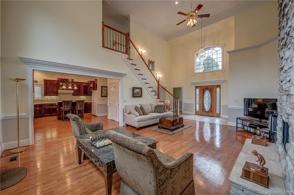 Property image 4 of 2846 Berwick Lane in Glenmoor, Gastonia, NC 28054