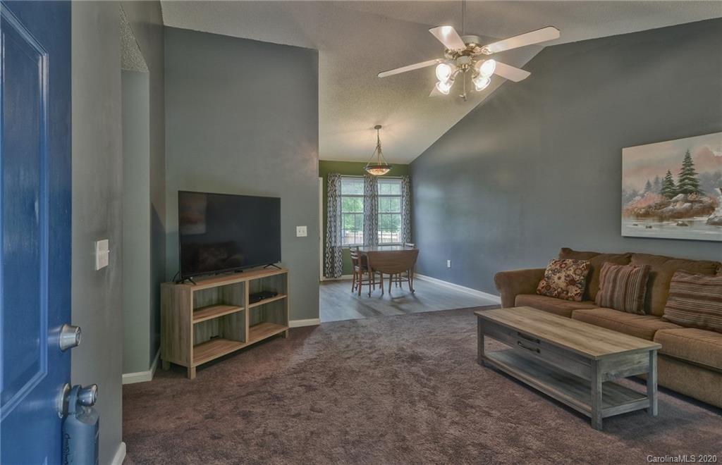 Property image 3 of 1480 Ridgewood Drive in Hidden Valley, Concord, NC 28027