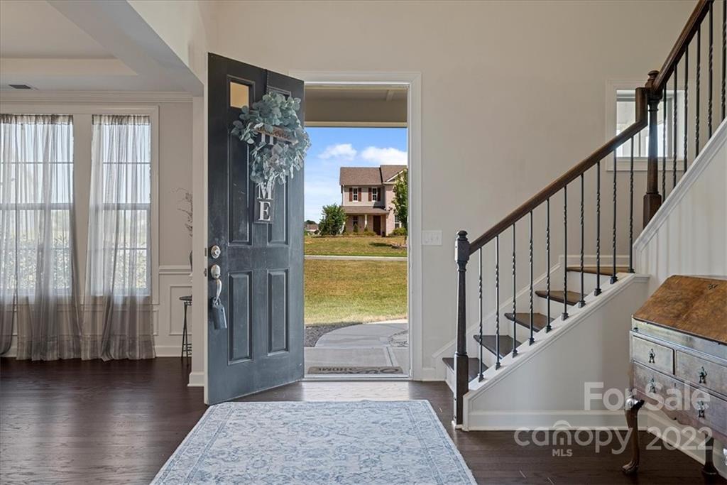 Property image 5 of 609 Blaise Court in Candella, Matthews, NC 28104