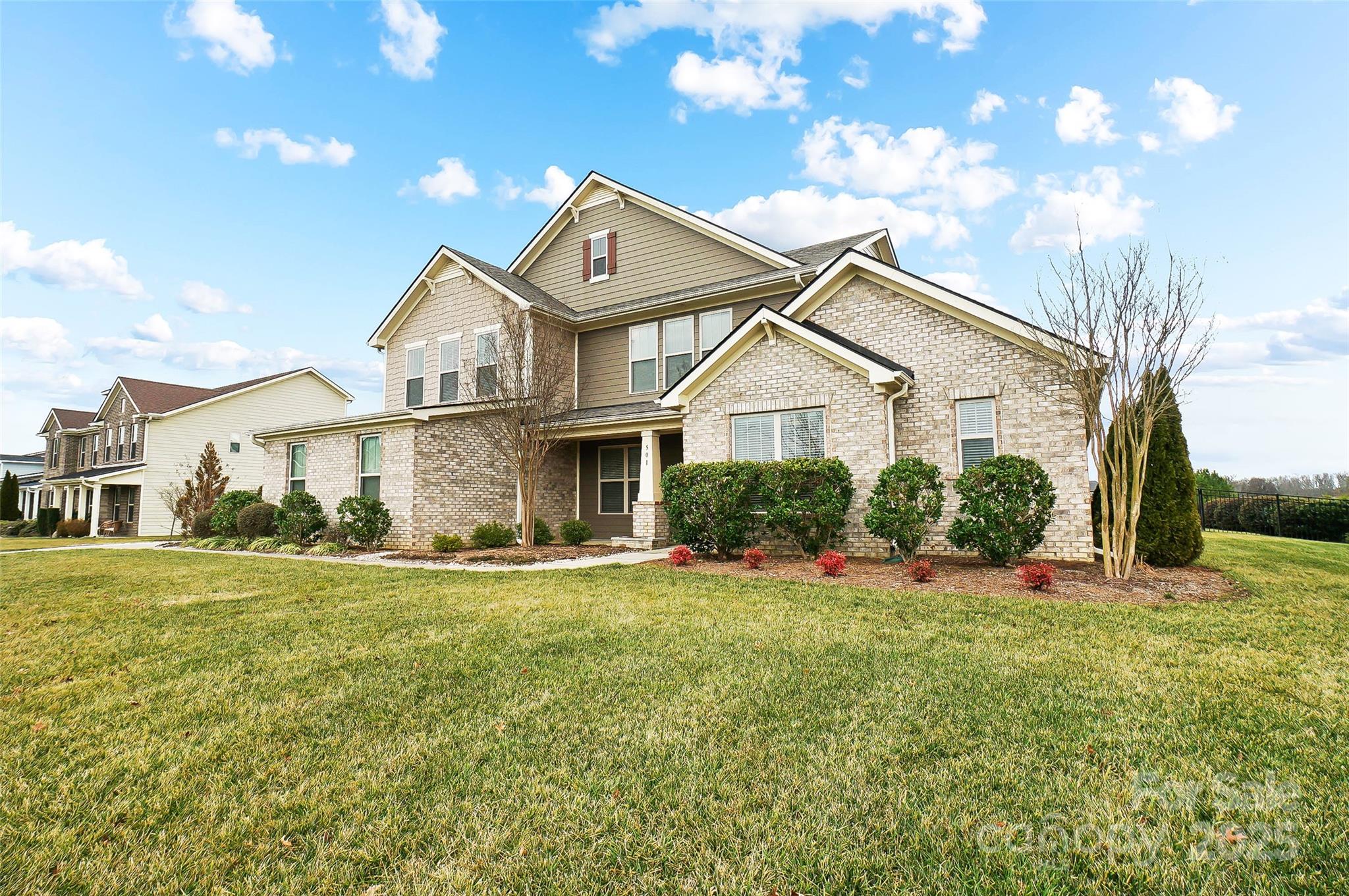 Property image 2 of 501 Alucio Court in Candella, Matthews, NC 28104
