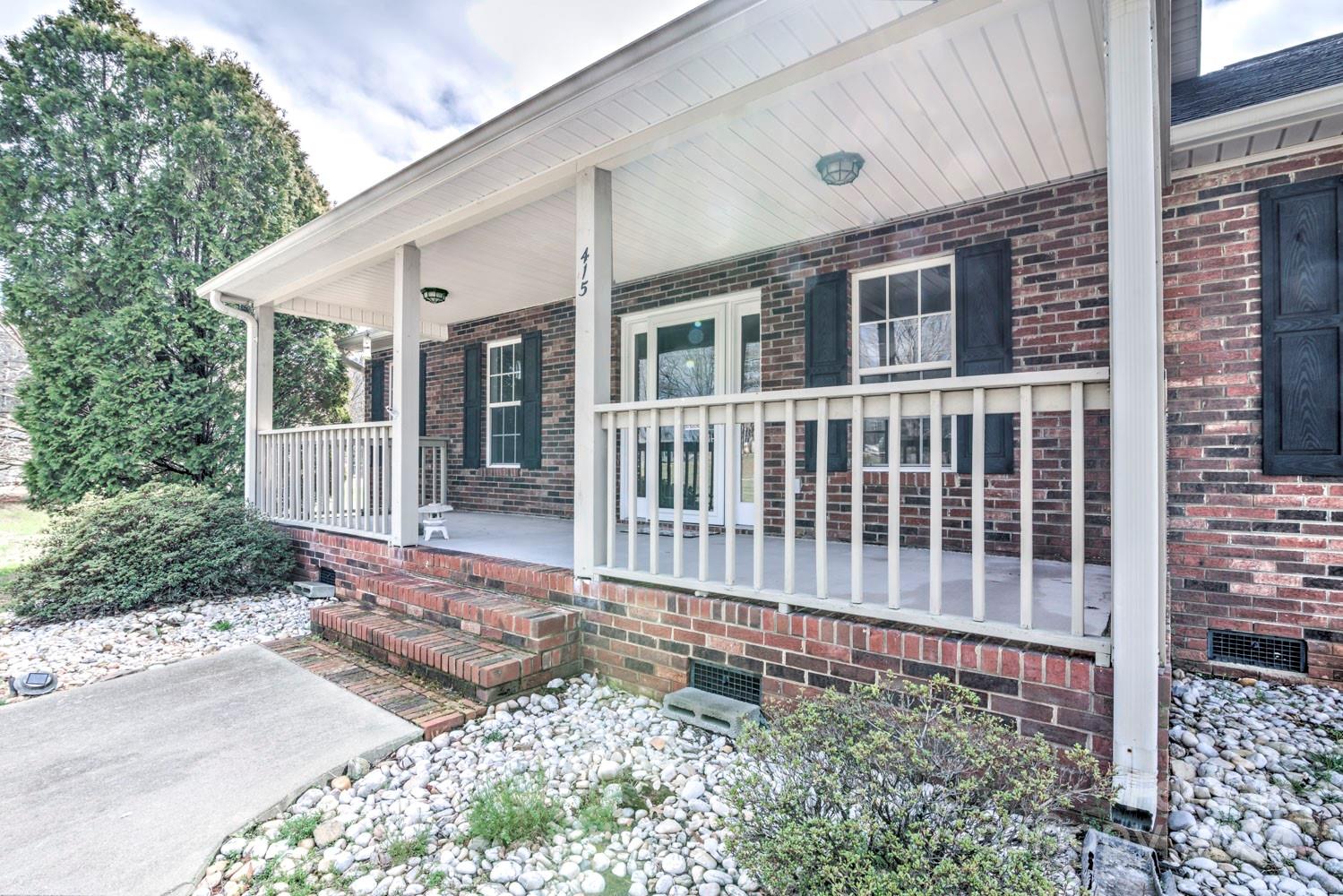 Property image 2 of 415 Prescot Drive in Eagle Heights, Salisbury, NC 28144