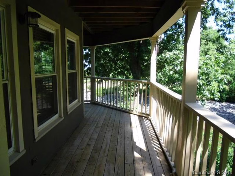Property image 4 at 13822 Queens Harbor Road, Charlotte, NC 28278