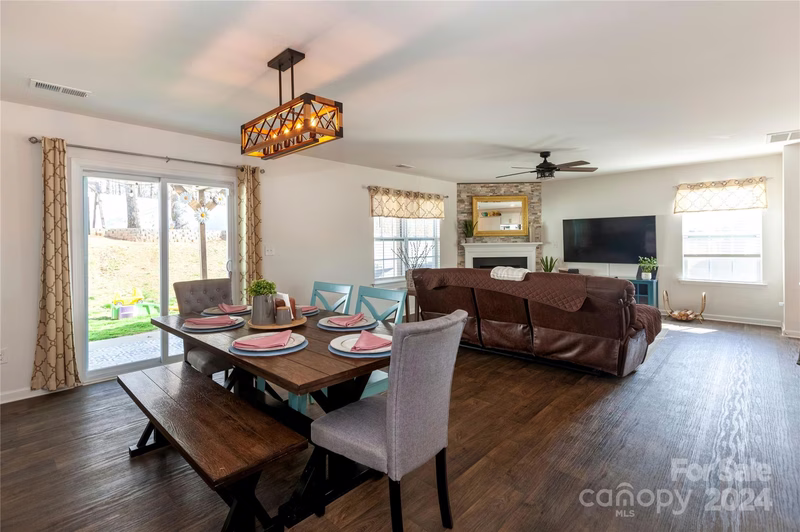 Property image 3 at 3116 Green Apple Drive, Dallas, NC 28034