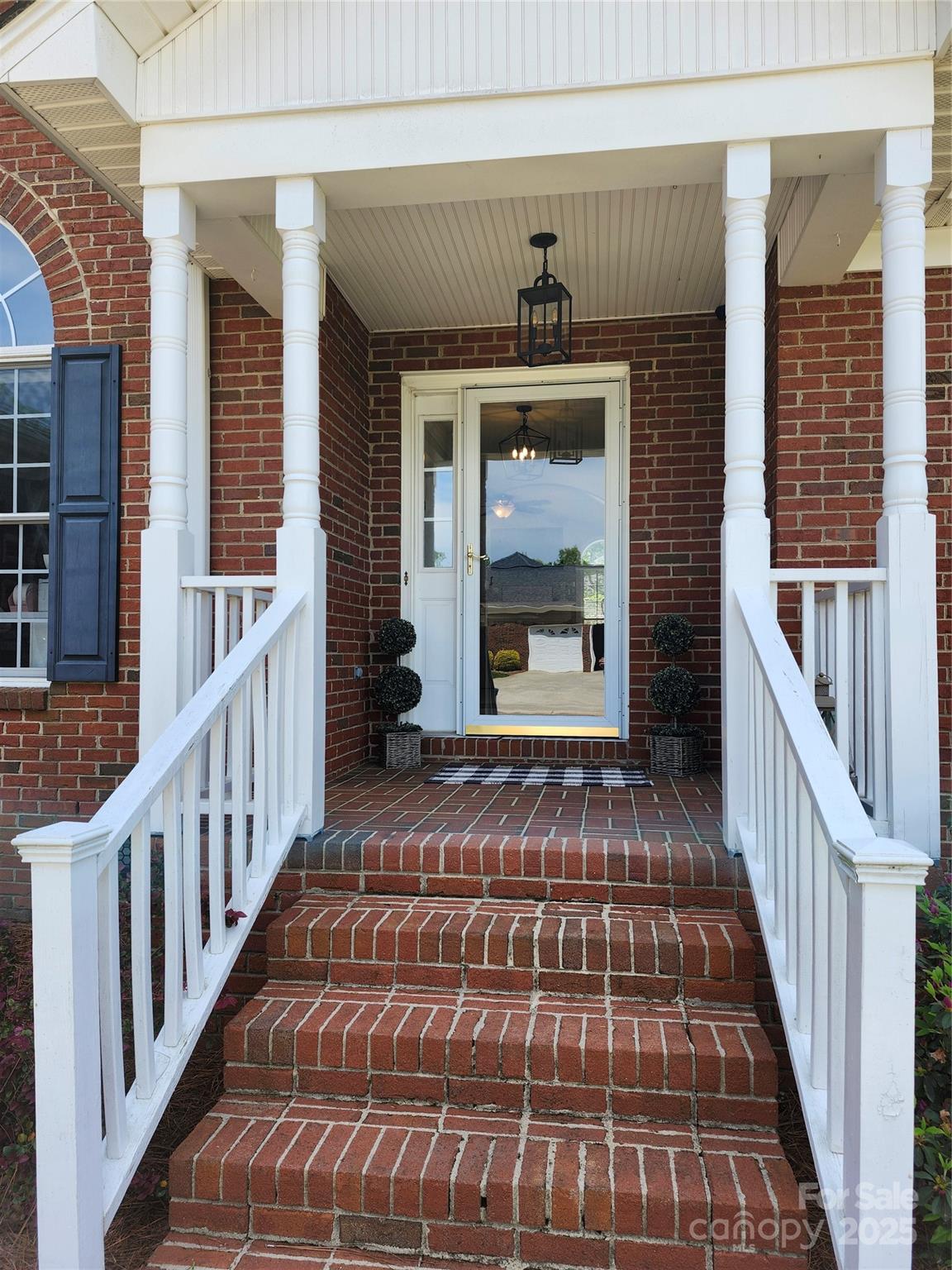 Property image 3 of 5505 Weavers Row in Cramer Woods, Gastonia, NC 28056