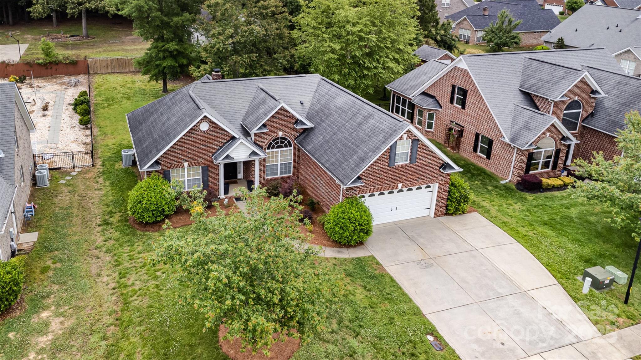 Property image 4 of 5706 Sustar Drive in Crooked Creek Estates, Monroe, NC 28110