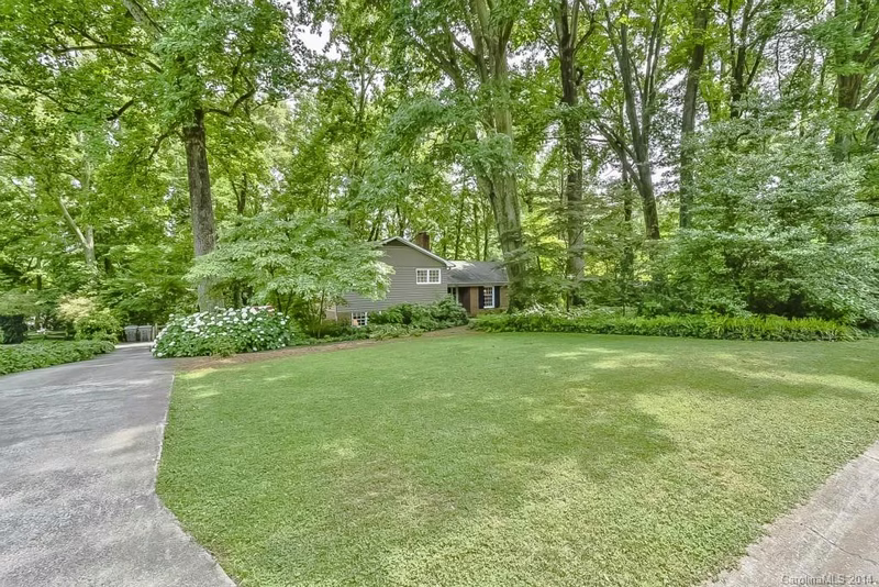 Property image 2 at 2612 Cloister Drive, Charlotte, NC 28211