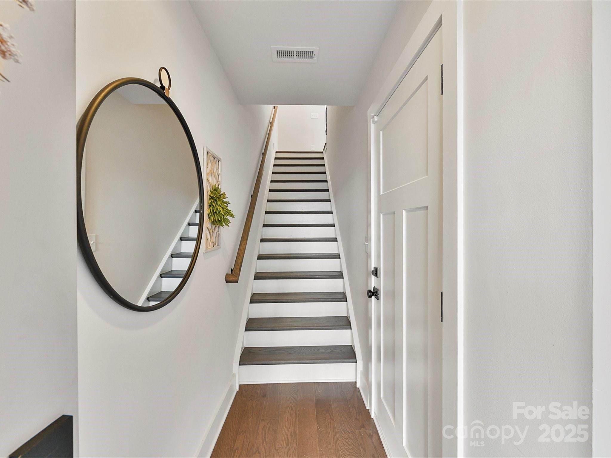 Property image 2 of 345 E Cama Street in LOSO Terraces, Charlotte, NC 28217