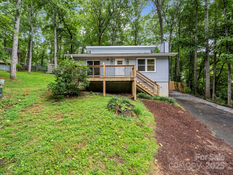 17 Valleywood Court