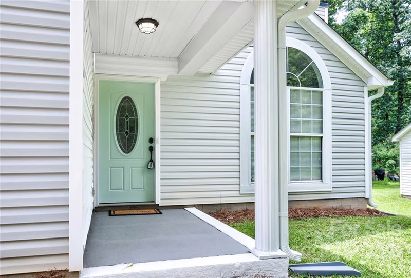 Property image 2 at 7731 Ivy Hollow Drive, Charlotte, NC 28227