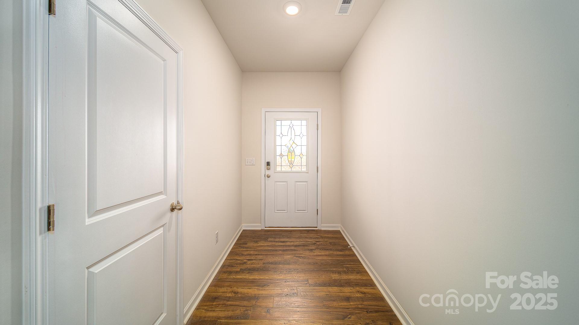 Property image 2 of 7712 Woolsey Drive in Nolen Farm, Gastonia, NC 28056