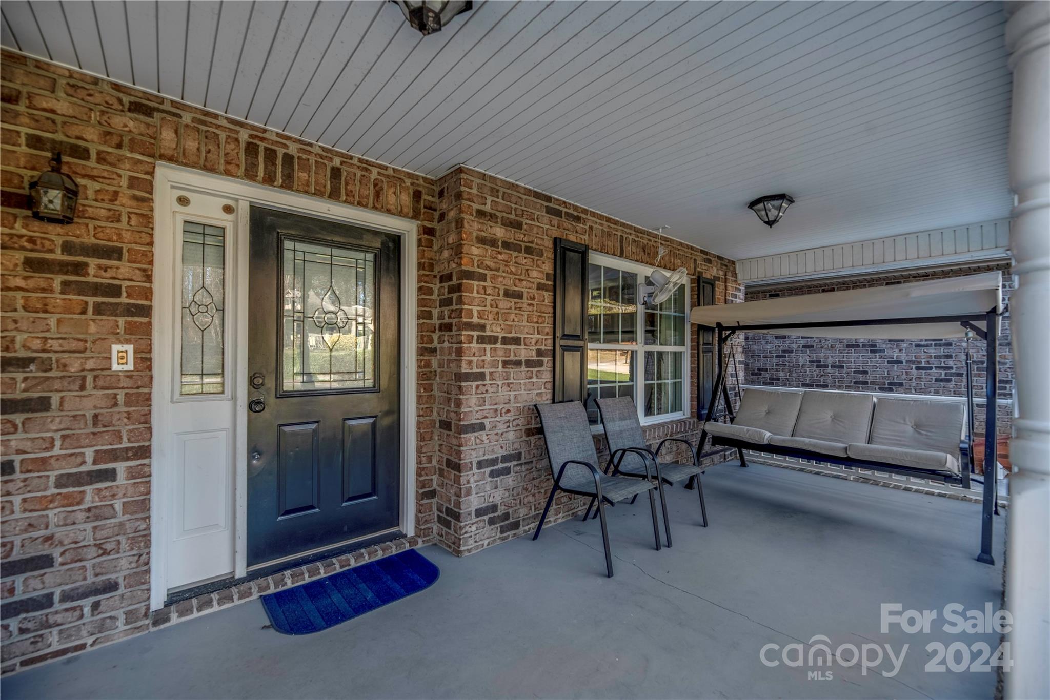 Property image 4 of 1350 Kensington Circle in Nottingham Estates, Newton, NC 28658