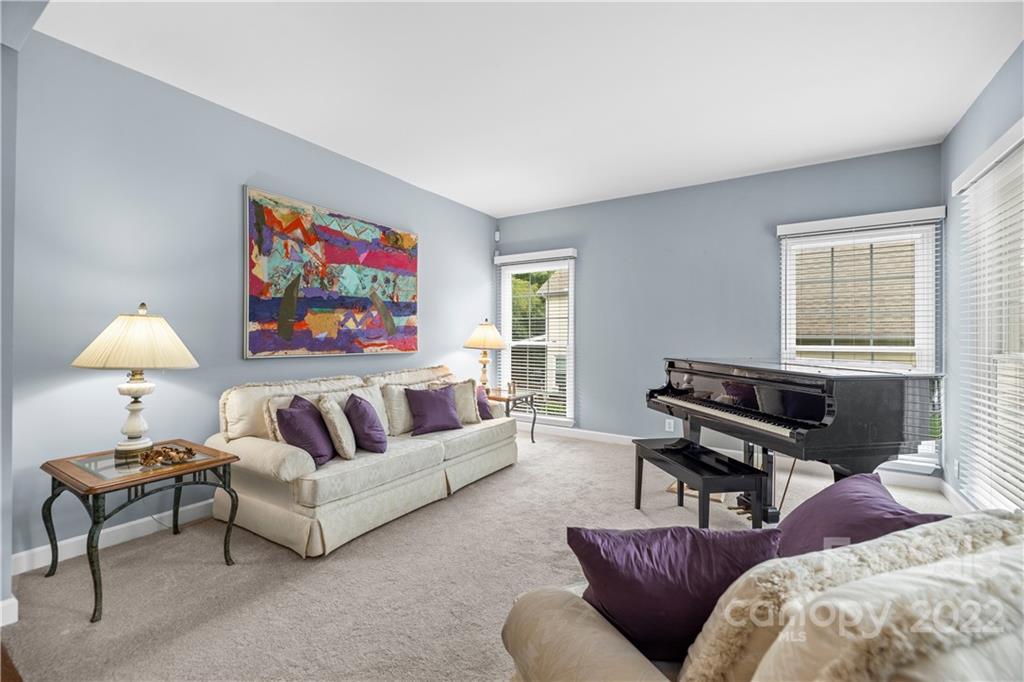 Property image 5 of 535 River Oaks Lane in Wimbledon, Charlotte, NC 28226