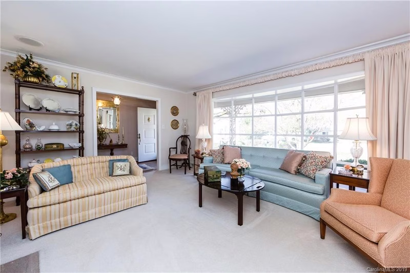 Property image 4 at 919 Greentree Drive, Charlotte, NC 28211