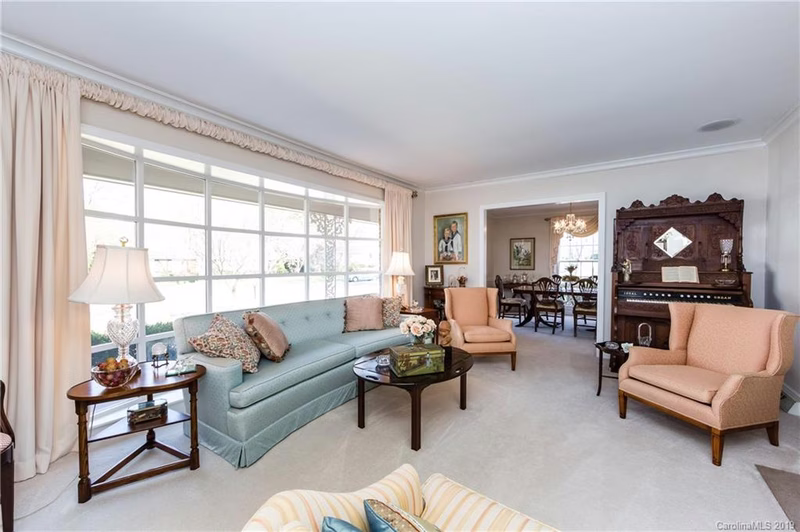Property image 5 at 919 Greentree Drive, Charlotte, NC 28211