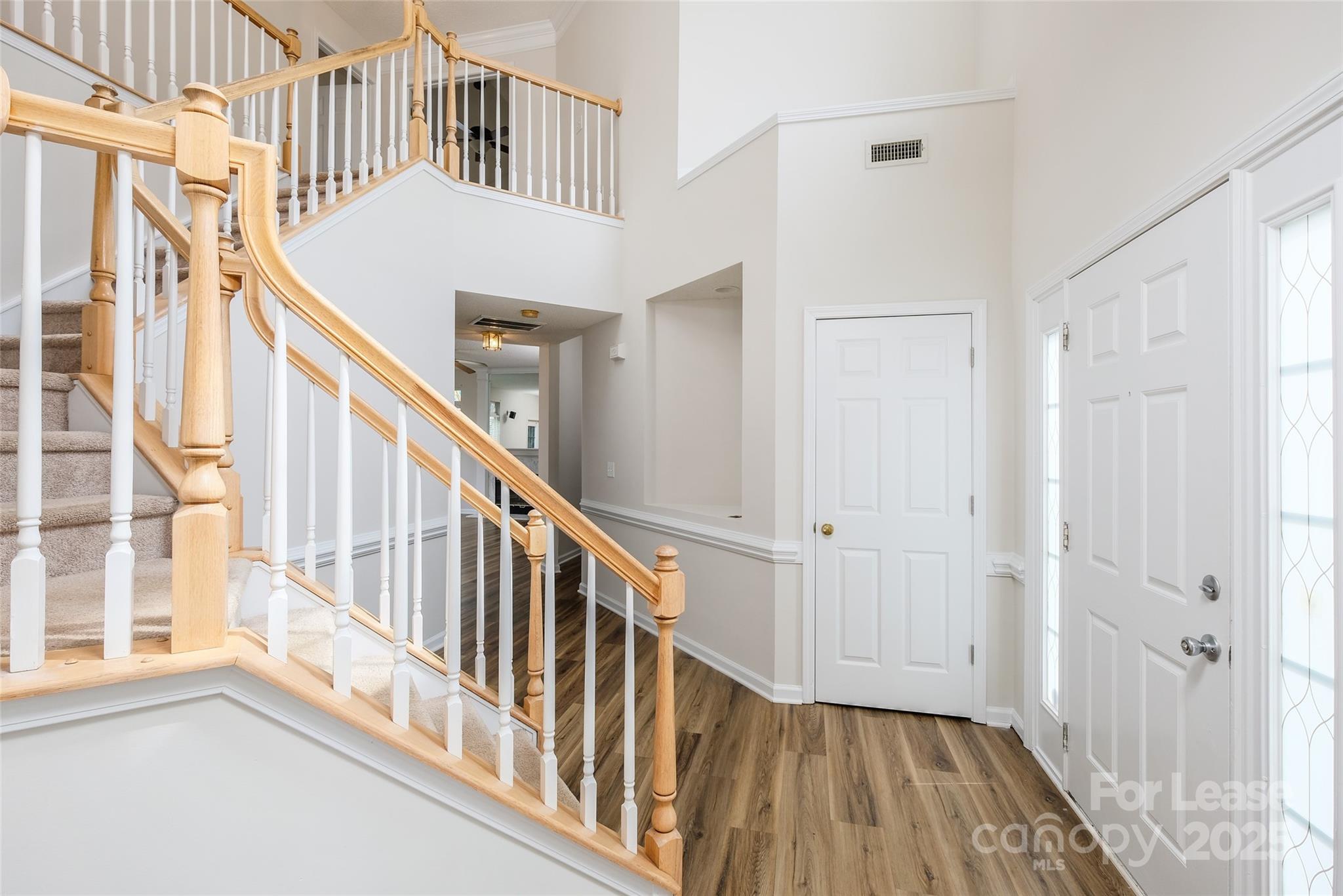 Property image 2 of 16017 Woodcote Drive in Northstone, Huntersville, NC 28078