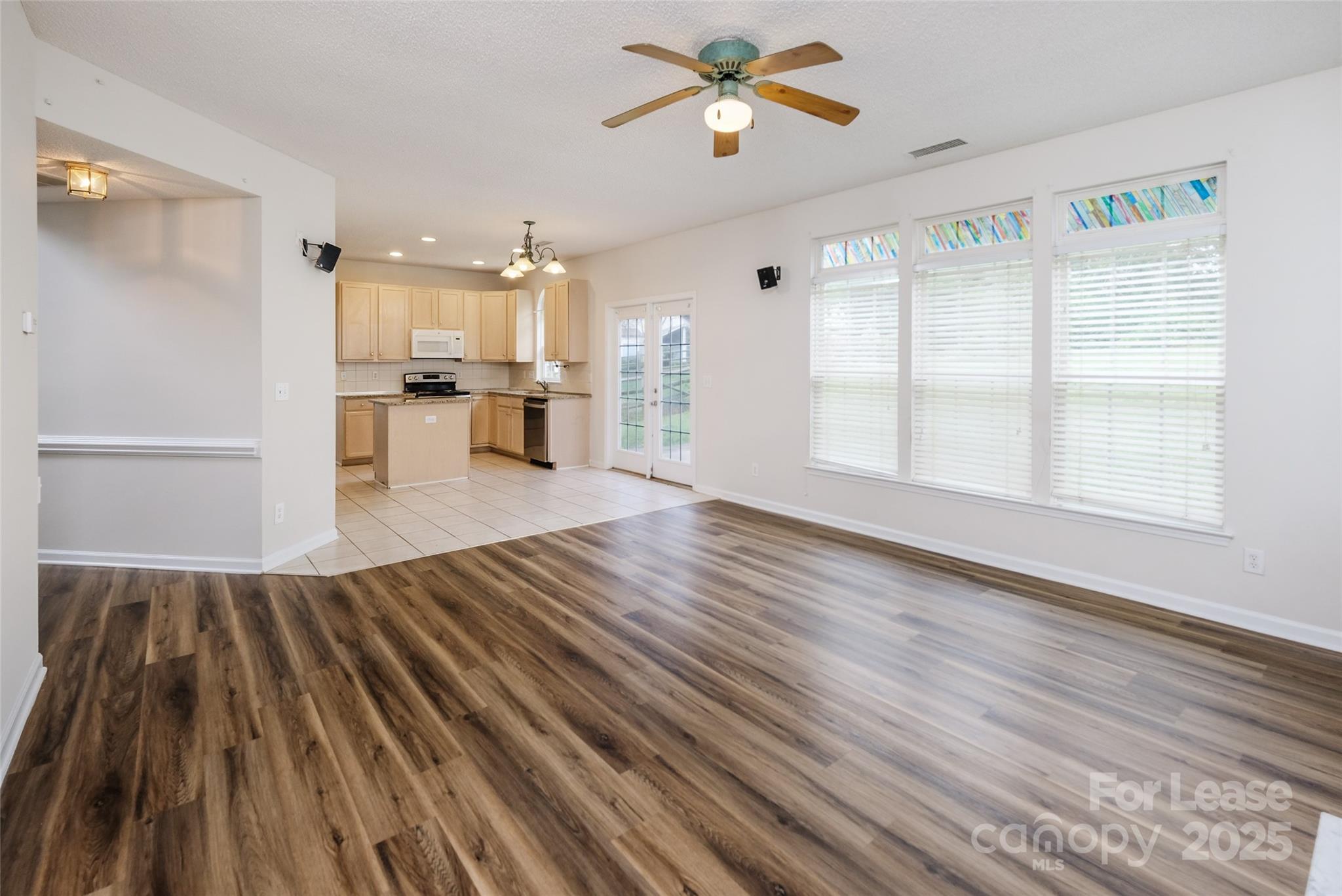 Property image 4 of 16017 Woodcote Drive in Northstone, Huntersville, NC 28078
