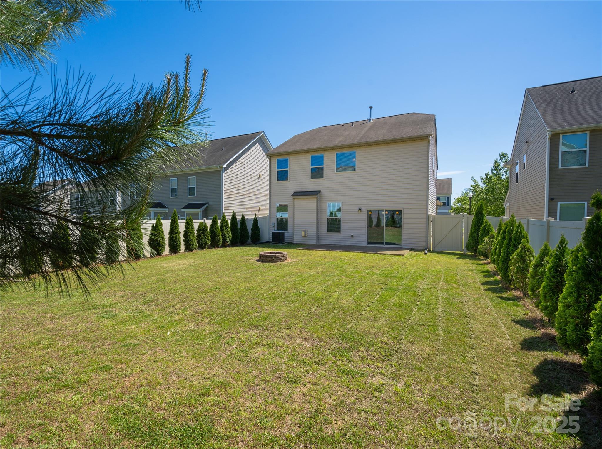 Property image 4 of 726 Centennial Street in The Village At Parkside, Gastonia, NC 28056