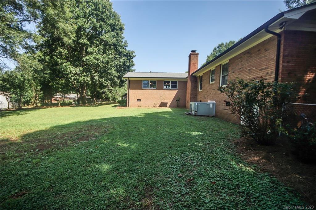 Property image 5 of 1612 Caromar Place in Taymor, Concord, NC 28027
