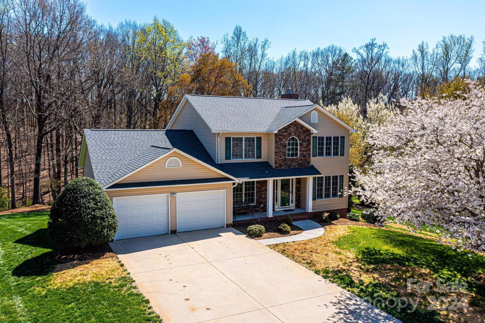 Property image 1 at 2708 Touchstone Circle, Newton, NC 28658