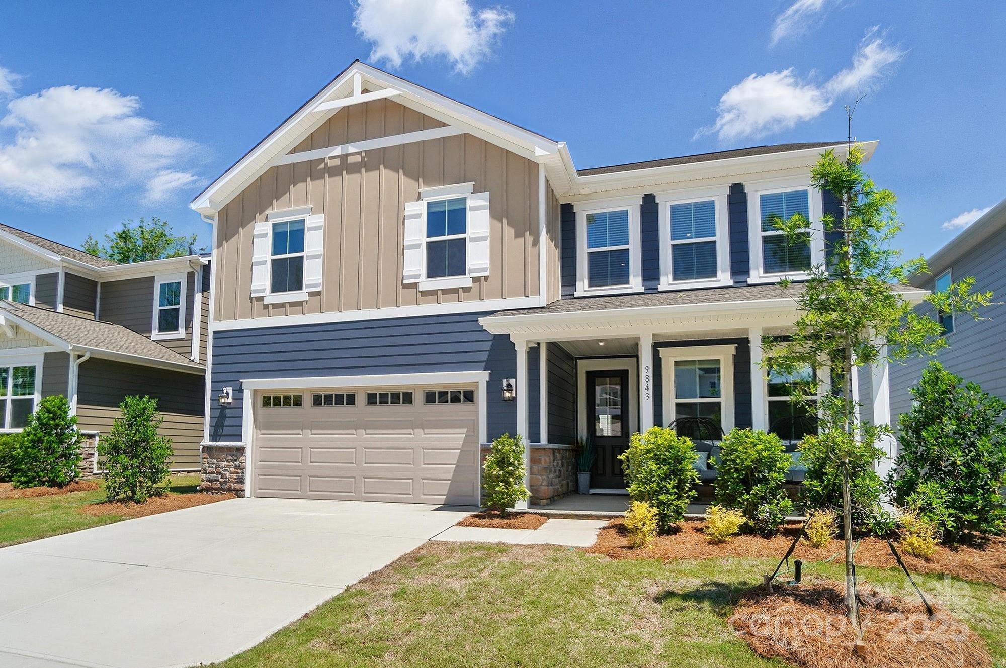 Property image 2 of 9843 Quercus Lane in Roseshire Chase, Huntersville, NC 28078