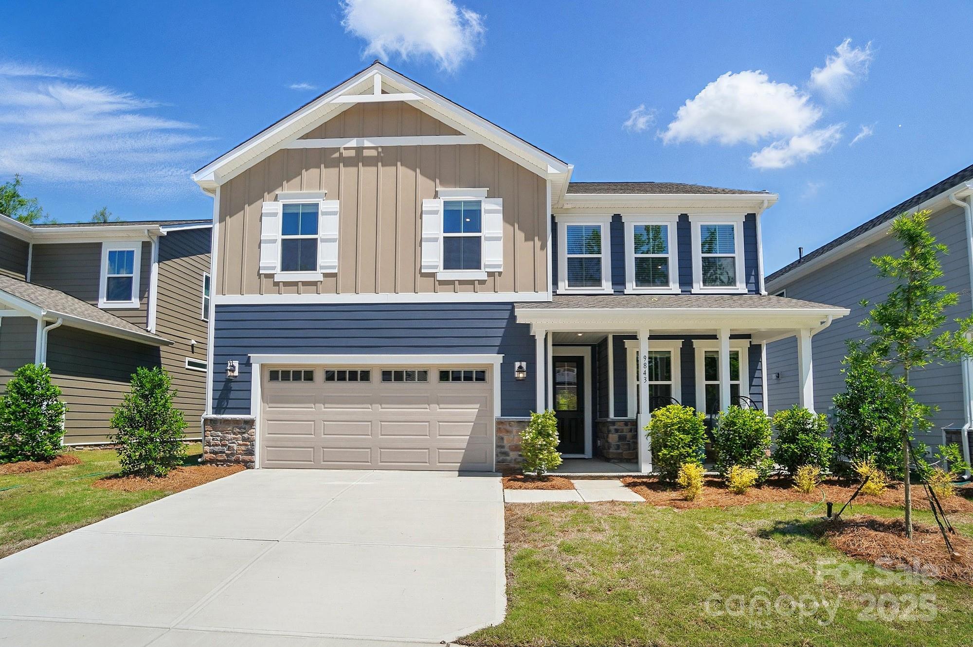 Property image 3 of 9843 Quercus Lane in Roseshire Chase, Huntersville, NC 28078
