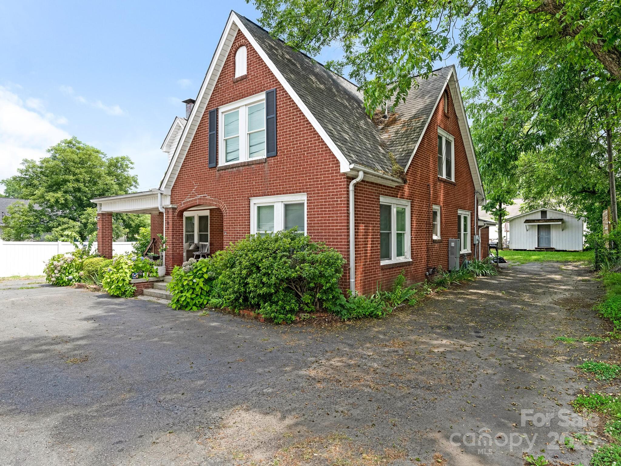 Property image 2 of 1102 Lane Street in Jackson Park, Kannapolis, NC 28083