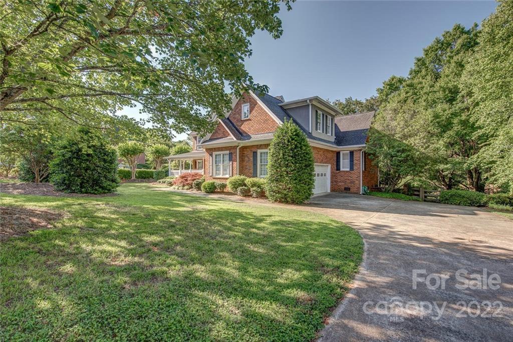 Property image 3 of 1251 Lochshire Lane in Glenmoor, Gastonia, NC 28054