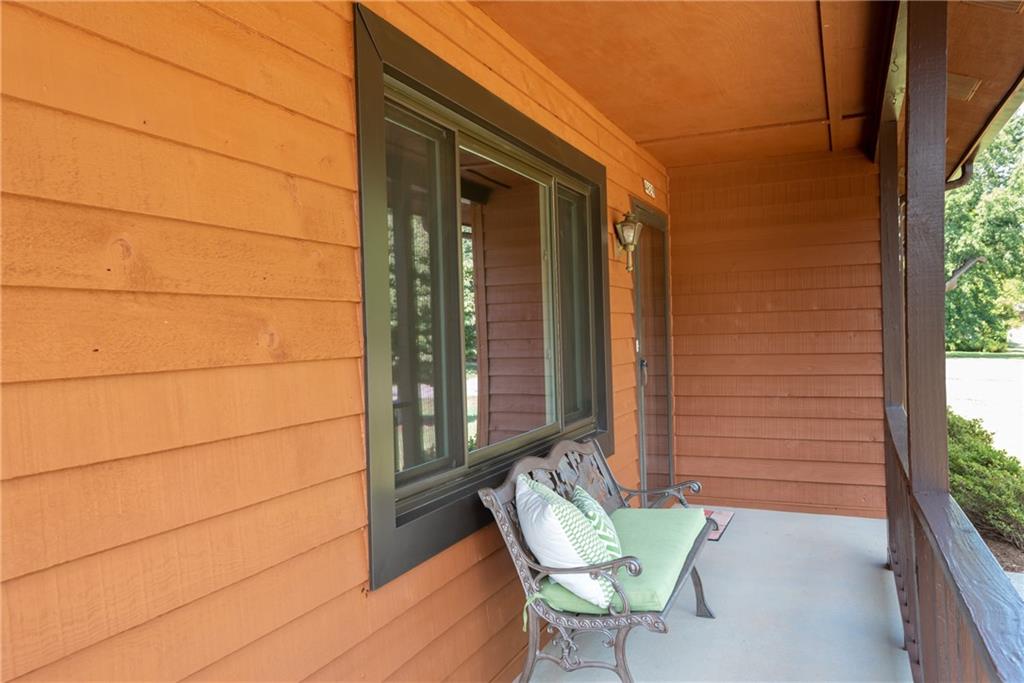 Property image 5 of 4629 Queens Road in Jamestowne, Hickory, NC 28602