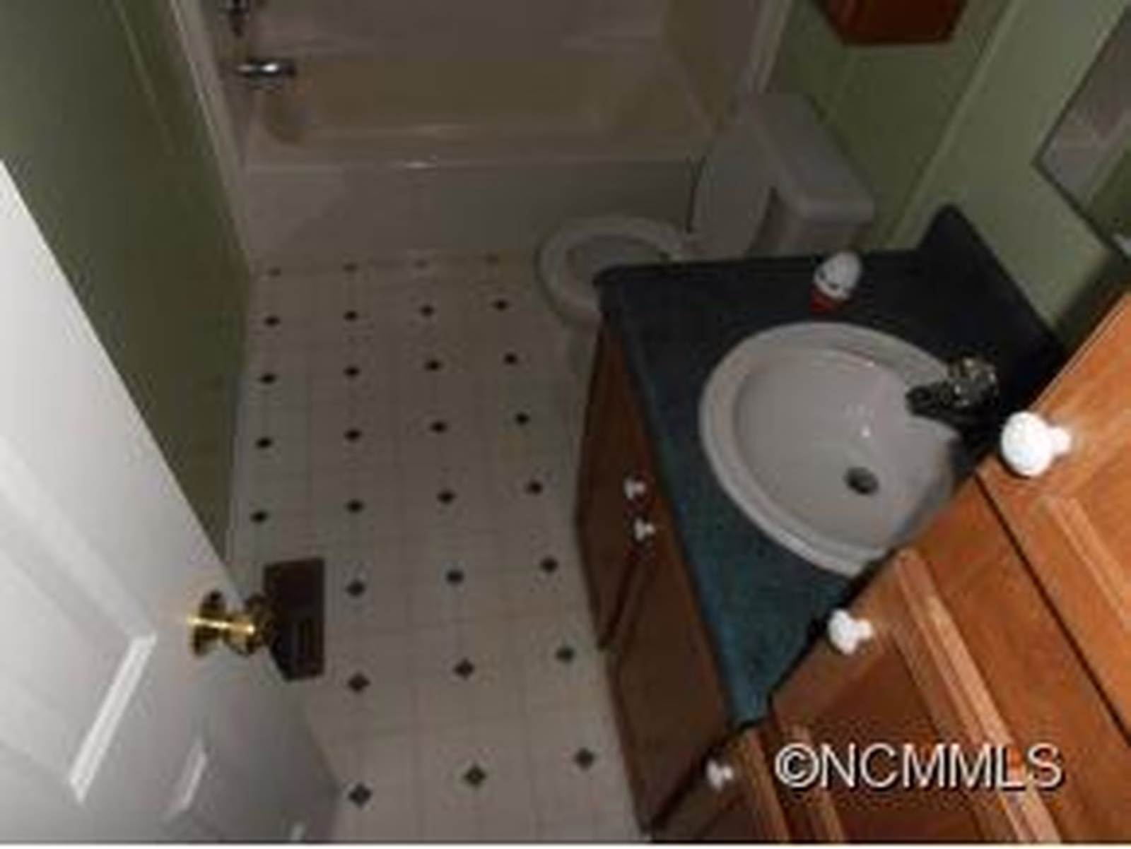 Property image 1 at 88 Badger Run, Hendersonville, NC 28739