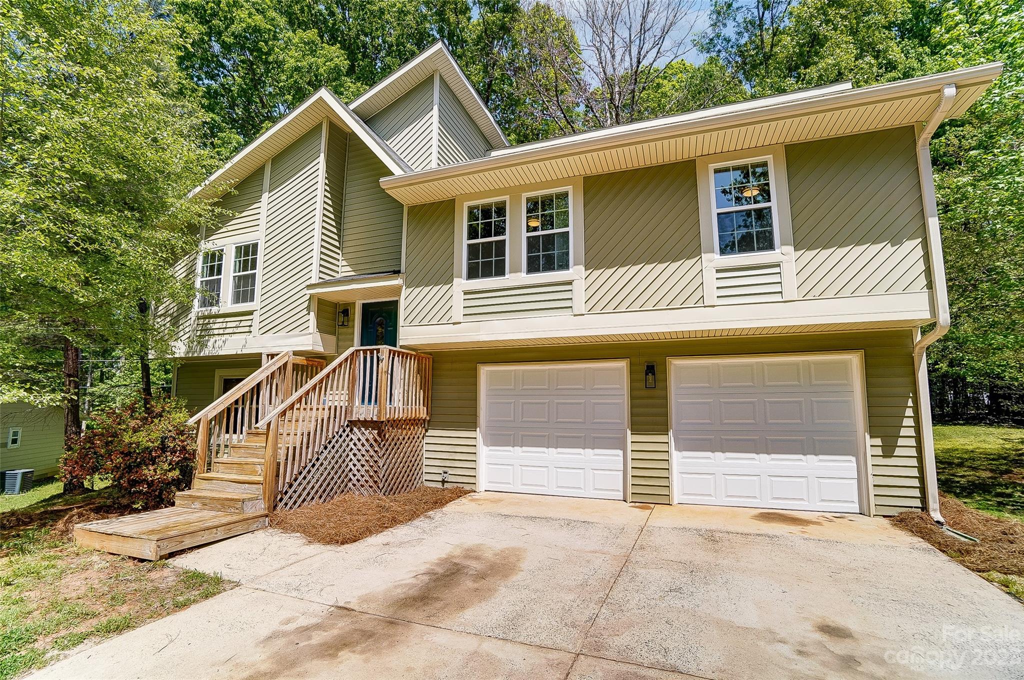 Property image 3 of 10334 Topeka Drive in Lawyers Station, Mint Hill, NC 28227