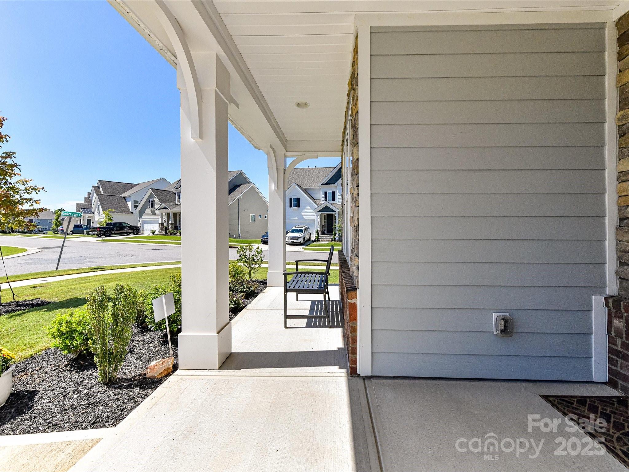 Property image 4 of 101 Hemlock Cove Court in Reids Cove, Mooresville, NC 28117